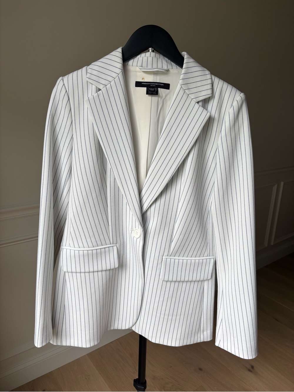 French Connection, Size 0, White & Blue Pinstripe Blazer